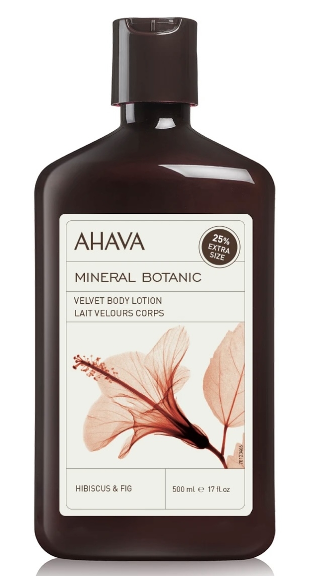 Fløyelsmyk bodylotion med næringsrike dødehavsmineraler, Sheabutter og Aloe Vera med en sval og delikat duft fra Hibiskus. Dødehavsmineraler har en unik egenskap: De renser huden samtidig som fuktighet og næring tilføres. Godkjent for sensitiv hud. 500ml.
