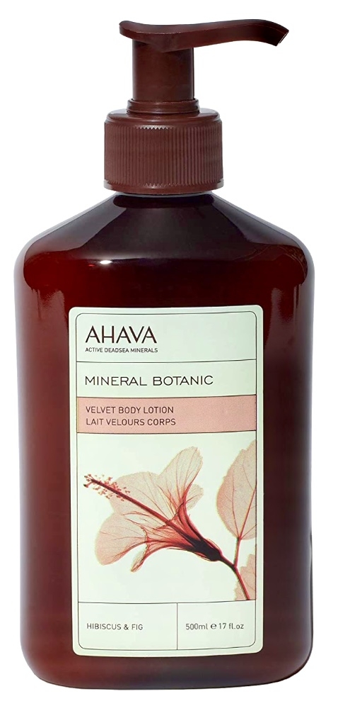 Fløyelsmyk bodylotion med næringsrike dødehavsmineraler, Sheabutter og Aloe Vera med en sval og delikat duft fra Hibiskus. Dødehavsmineraler har en unik egenskap: De renser huden samtidig som fuktighet og næring tilføres. Godkjent for sensitiv hud. 500ml.